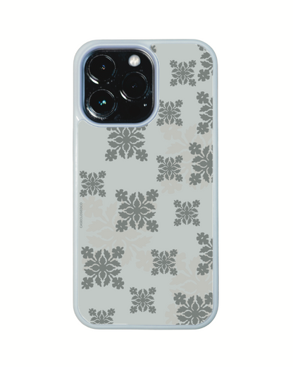 Ivory Sage MagSafe iPhone